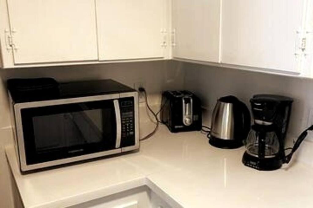 Hollywood Business Apartments ลอสแอนเจลิส ภายนอก รูปภาพ