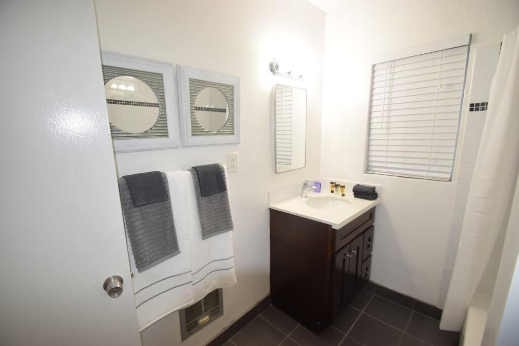Hollywood Business Apartments ลอสแอนเจลิส ภายนอก รูปภาพ