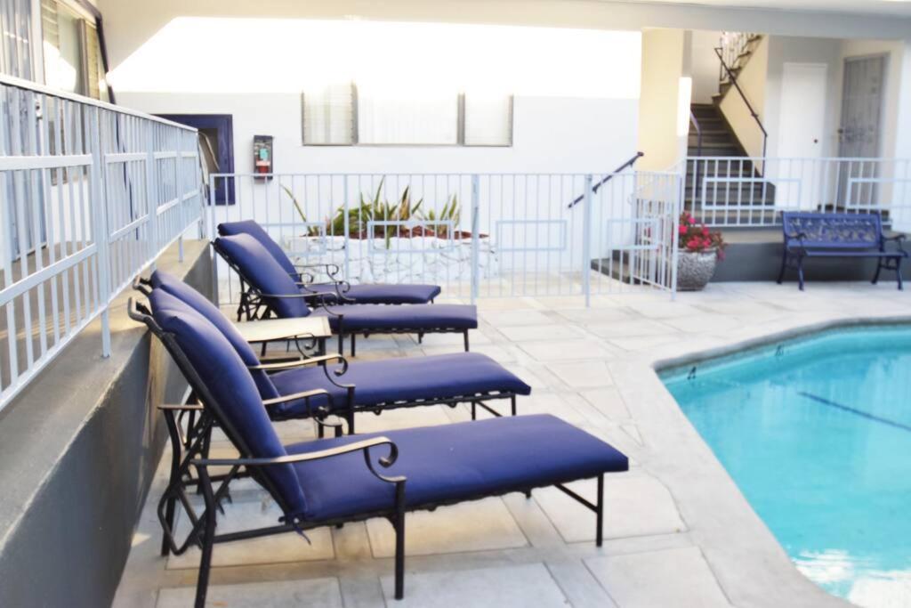 Hollywood Business Apartments ลอสแอนเจลิส ภายนอก รูปภาพ