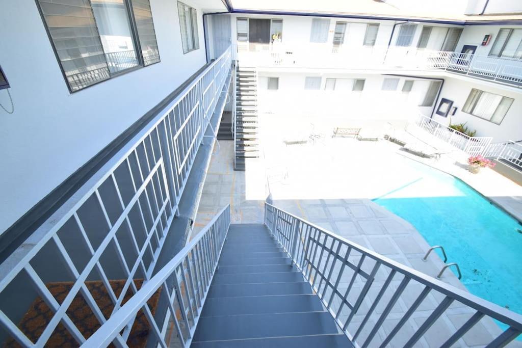 Hollywood Business Apartments ลอสแอนเจลิส ภายนอก รูปภาพ