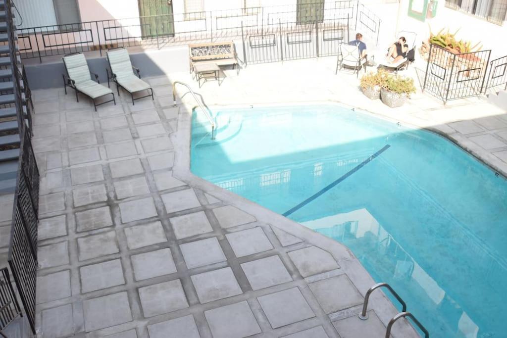 Hollywood Business Apartments ลอสแอนเจลิส ภายนอก รูปภาพ